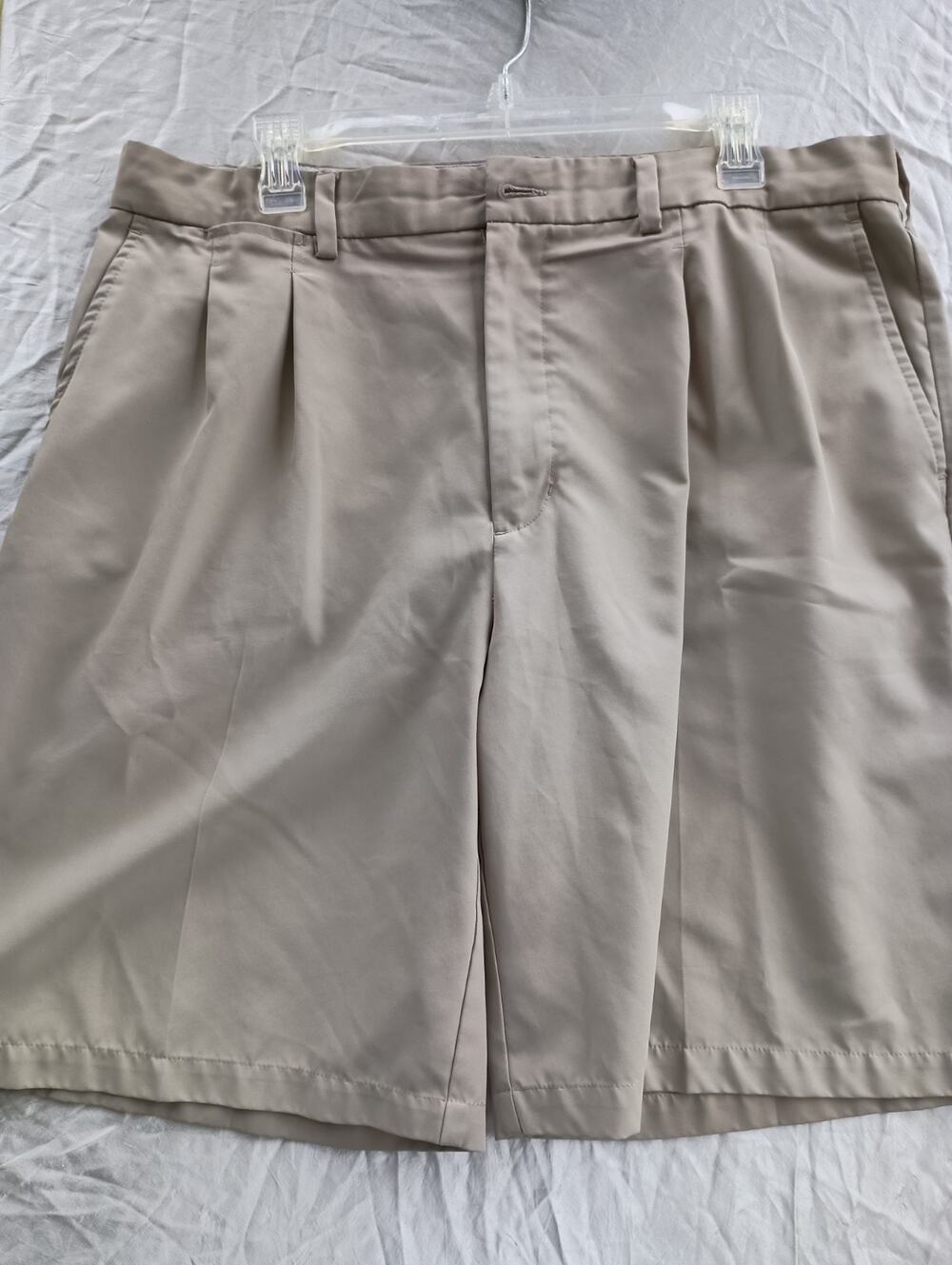 Callaway Mens Pleated Front Performance Golf Shorts Khaki Tan Size 38